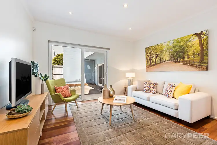 1/2 Griffiths Street, Caulfield South VIC 3162