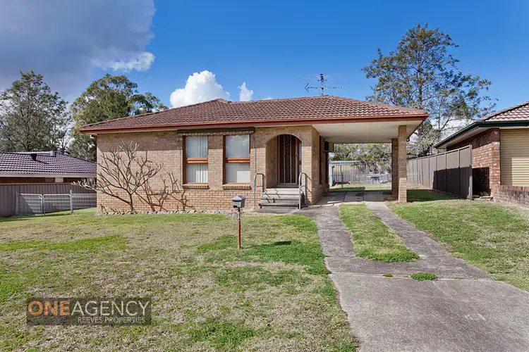 9 Oberon Crescent, South Penrith NSW 2750