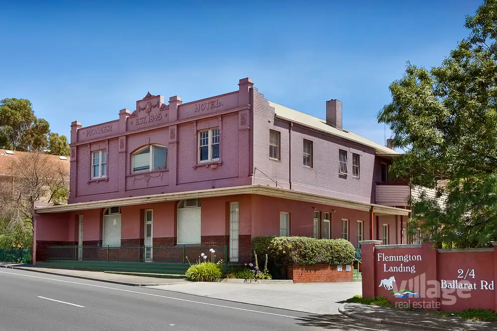 Main view of Homely unit listing, 3/2 Ballarat Road, Footscray VIC 3011