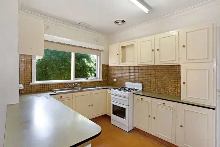 Fifth view of Homely house listing, 5 Ellen Court, Burwood VIC 3125