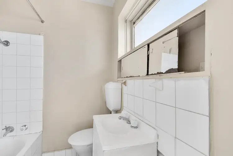 Fourth view of Homely flat listing, 17/1 Hatfield Court, West Footscray VIC 3012