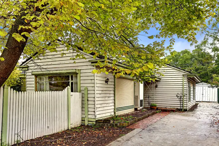 17 Kendall Street, Ringwood VIC 3134