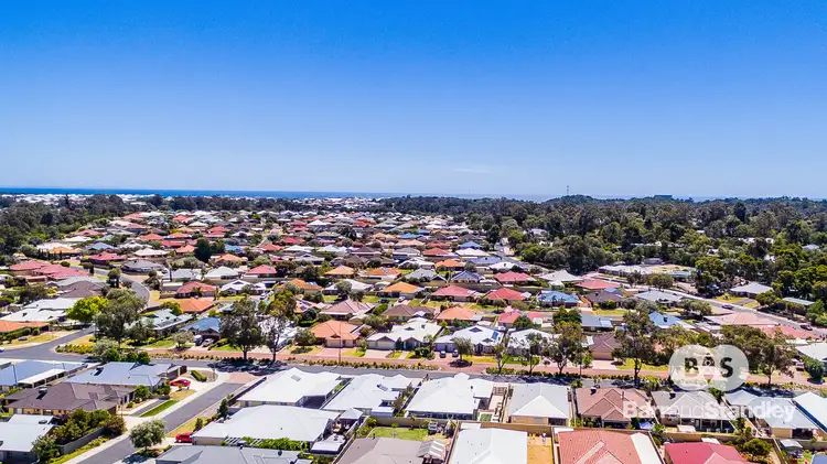 Sixth view of Homely house listing, 8 Wiroo Loop, Dalyellup WA 6230