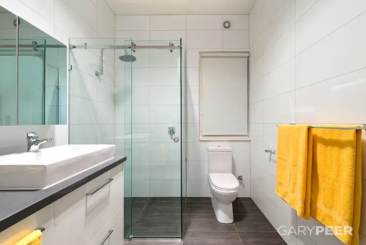 Fourth view of Homely apartment listing, 2/360 Carlisle Street, St Kilda East VIC 3183