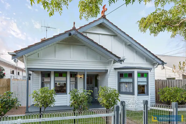 8 Junction Street, Newport VIC 3015