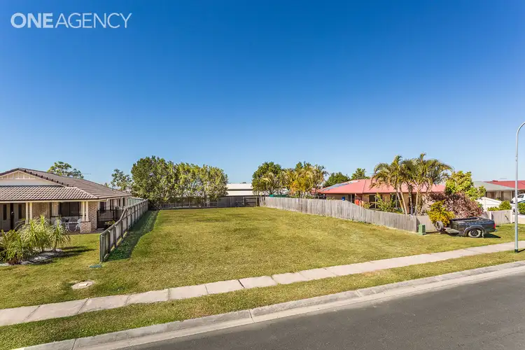 8 Dysart Street, Rothwell QLD 4022