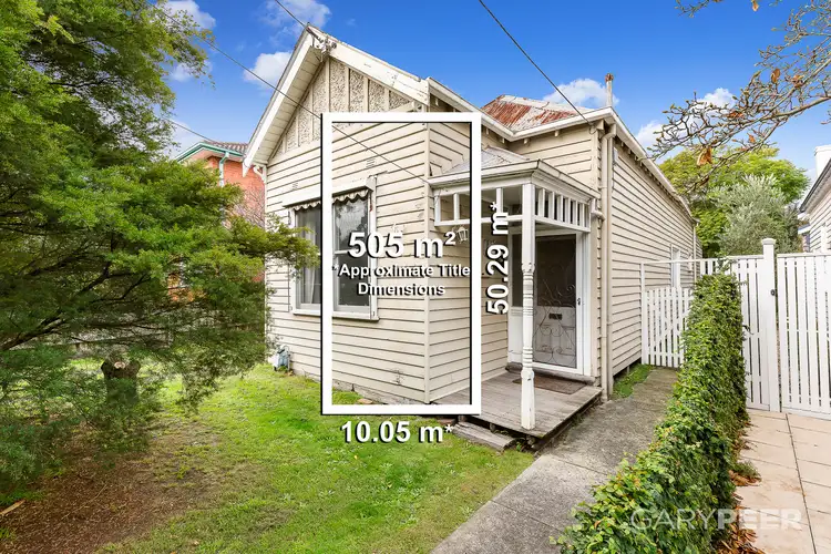 10 Walnut Street, Carnegie VIC 3163