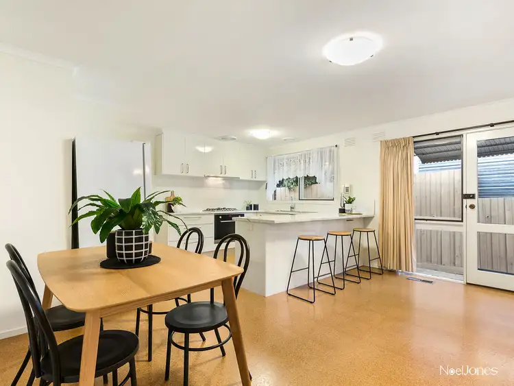 Fifth view of Homely house listing, 18 Georgian Gardens, Wantirna VIC 3152