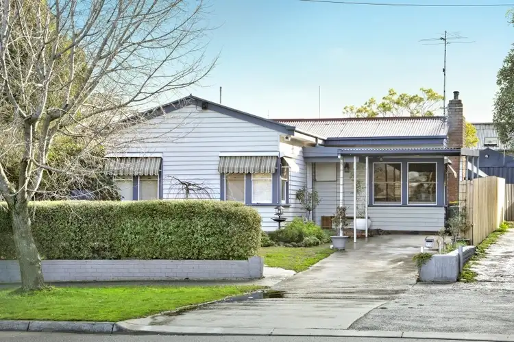 710 Pleasant Street South, Redan VIC 3350