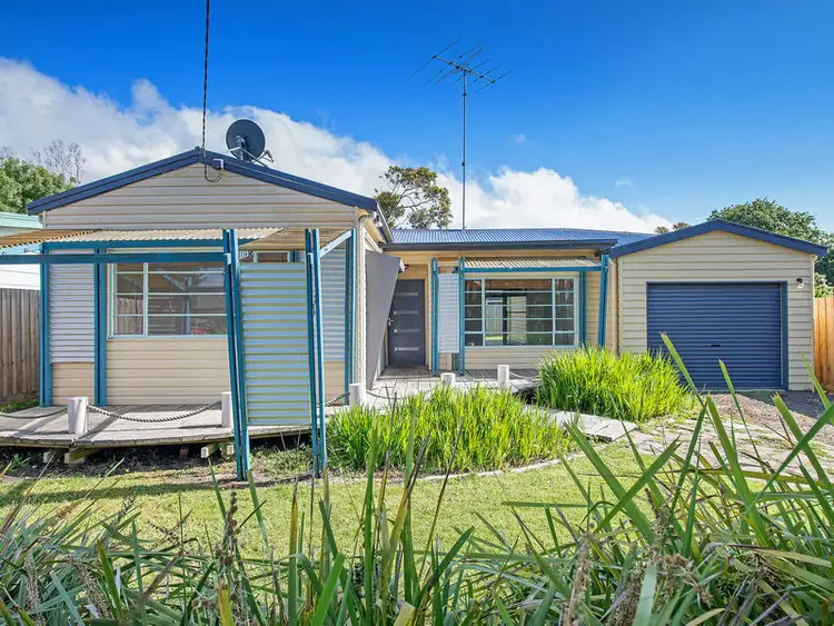 34 Montrose Avenue, Apollo Bay VIC 3233