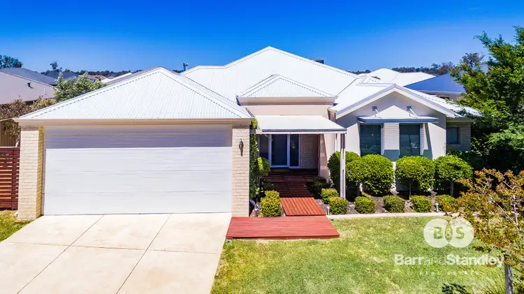 Second view of Homely house listing, 8 Wiroo Loop, Dalyellup WA 6230