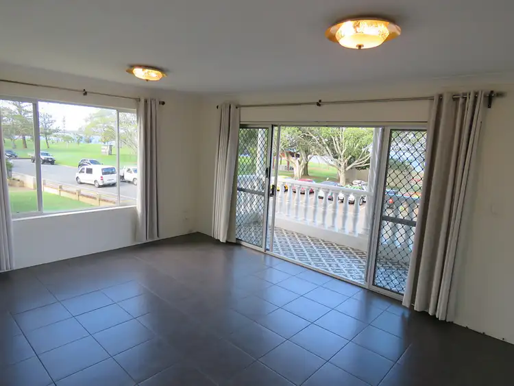Sixth view of Homely unit listing, 2/216 Marine Parade, Labrador QLD 4215