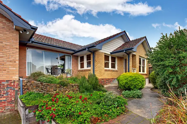 2/16 Hobart Street, Ringwood VIC 3134
