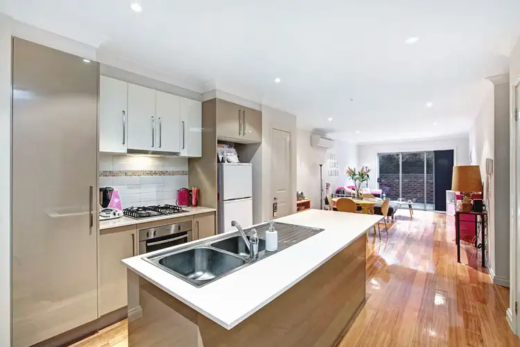 Second view of Homely apartment listing, 5/5-7 Alfrick Road, Croydon VIC 3136