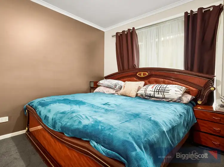 Fourth view of Homely unit listing, 1/11 Carawah Retreat, St Albans VIC 3021