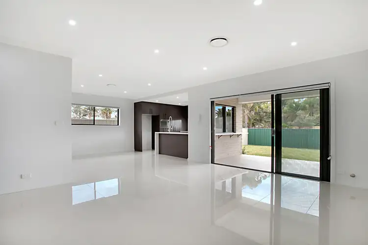 Fourth view of Homely house listing, 3 Alpine Place, Horningsea Park NSW 2171