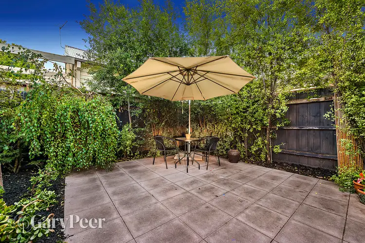 Fifth view of Homely townhouse listing, 2/33 Macgowan Avenue, Glen Huntly VIC 3163