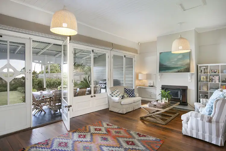 229 Lawrence Hargrave Drive, Thirroul NSW 2515
