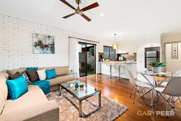 2/913 Glen Huntly Road, Caulfield VIC 3162