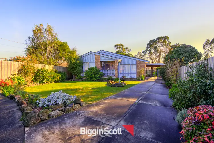 7 Carole Court, Cranbourne VIC 3977