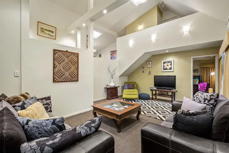 1 Howard Court, Doncaster VIC 3108