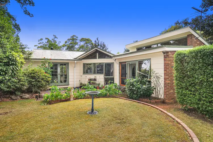 38 Olinda Crescent, Olinda VIC 3788