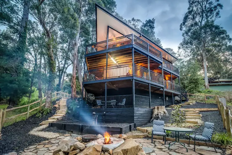 11 Glen Road, Belgrave VIC 3160