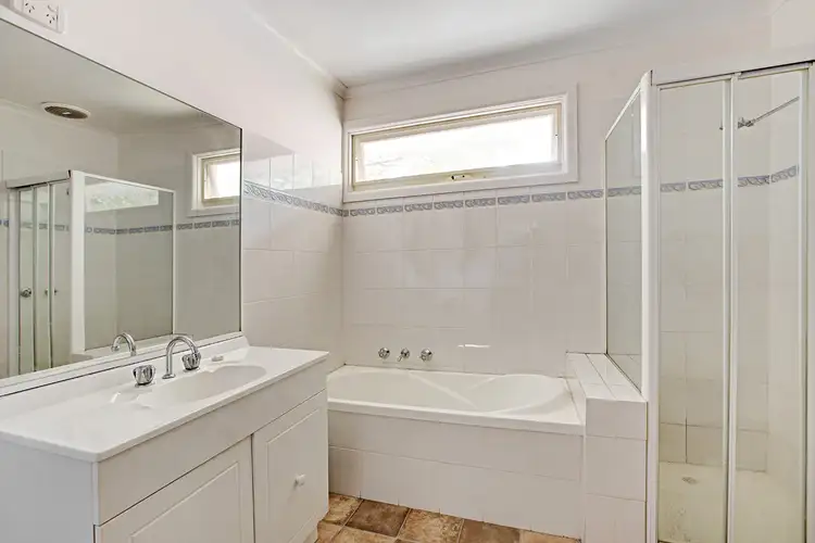 Fourth view of Homely unit listing, 4/18 View Street, Croydon VIC 3136