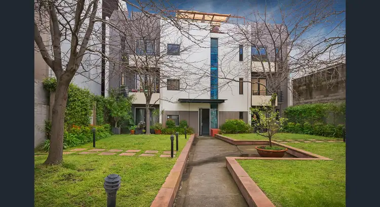 11/157 Bouverie Street, Carlton VIC 3053