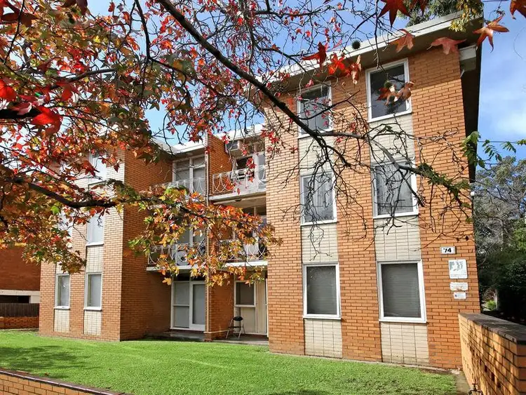 Fourth view of Homely apartment listing, 2/74 Denbigh Road, Armadale VIC 3143