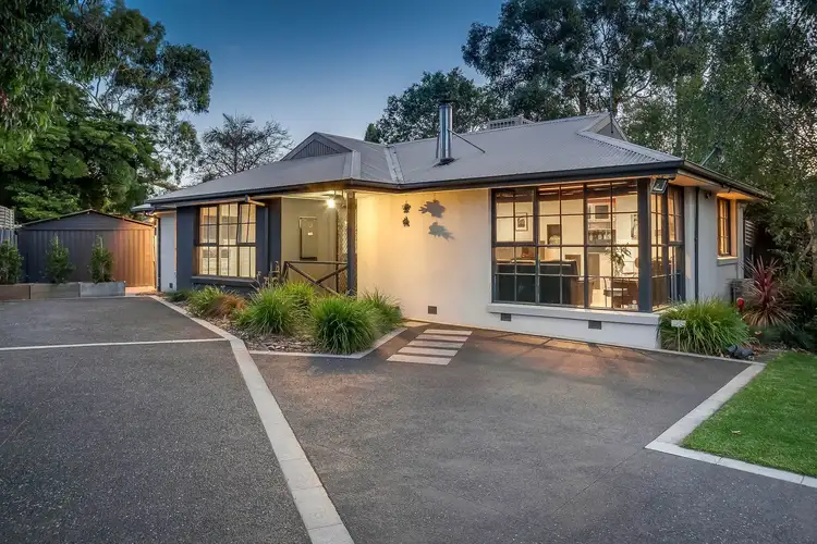 30 Gladesville Drive, Kilsyth VIC 3137