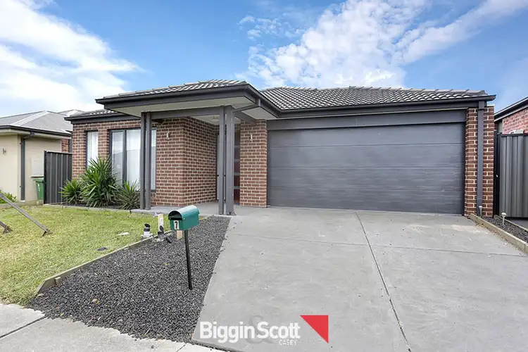 7 Tristram Rise, Clyde North VIC 3978
