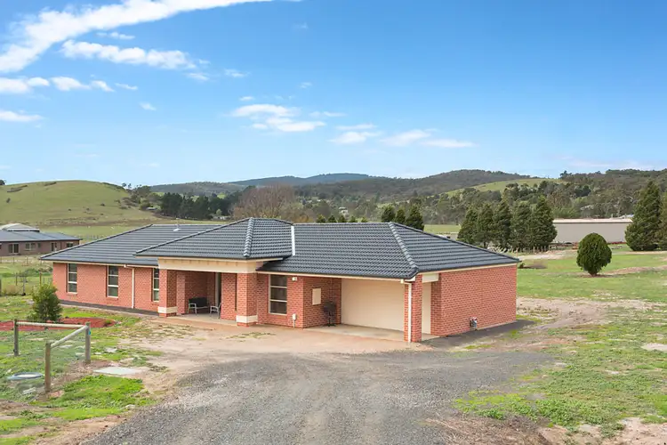 6 Parrot Drive, Whittlesea VIC 3757