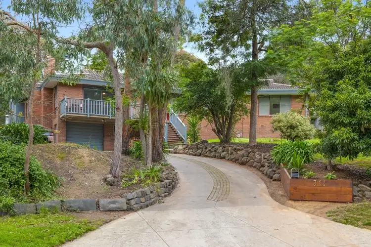 311 Eddy Avenue, Mount Helen VIC 3350