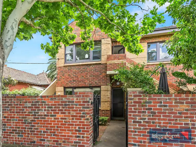 1/12 Pine Avenue, Elwood VIC 3184