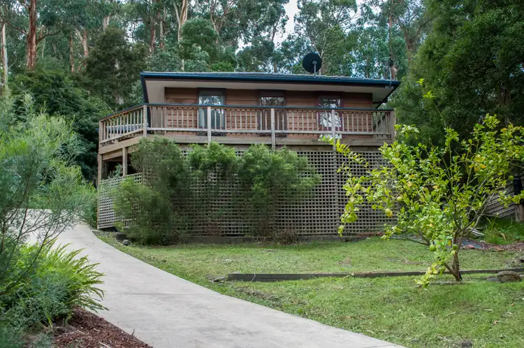 4 Colombo Road, Belgrave VIC 3160