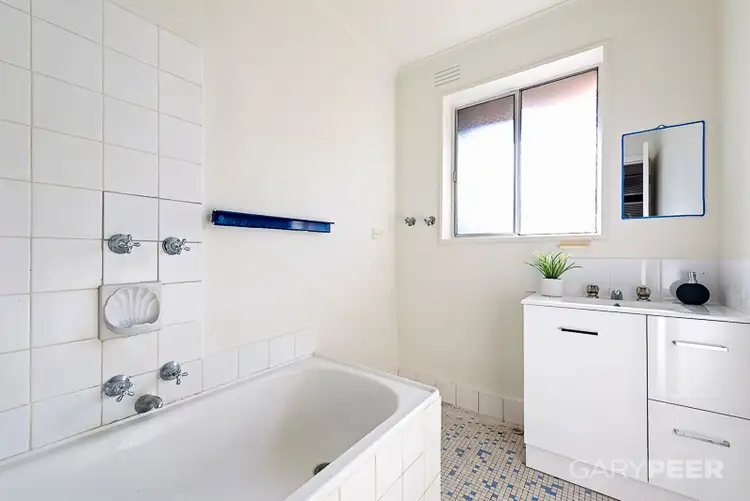 Fifth view of Homely apartment listing, 6/2 Paddington Road, Hughesdale VIC 3166