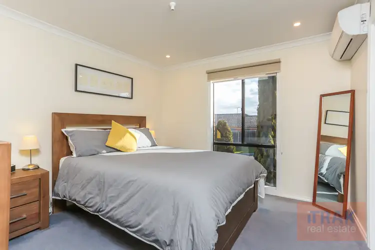 Fifth view of Homely house listing, 27 McGowan Drive, Skye VIC 3977
