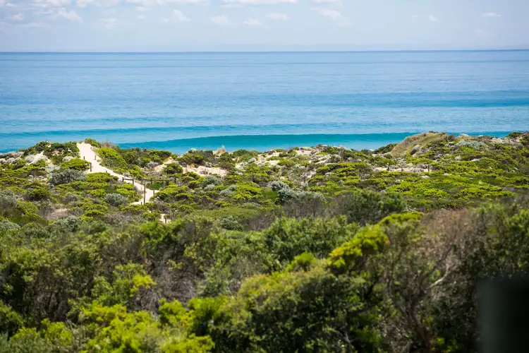 135 Ocean Drive, St Andrews Beach VIC 3941