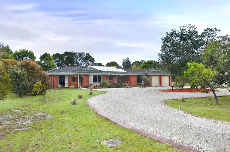54 Inglewood Drive, Enfield VIC 3352