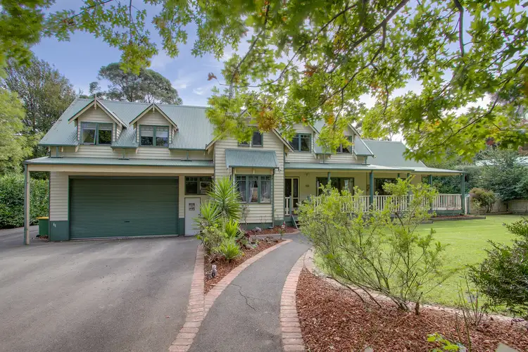 10 Ambrose Street, Emerald VIC 3782