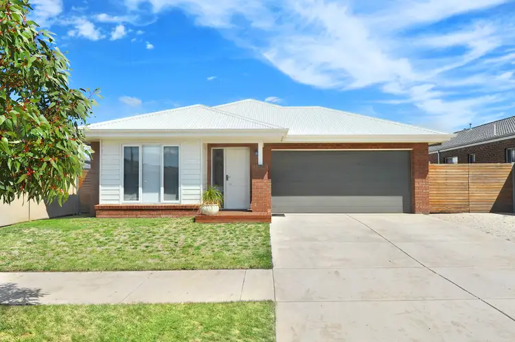 12b Clovedale Avenue, Alfredton VIC 3350