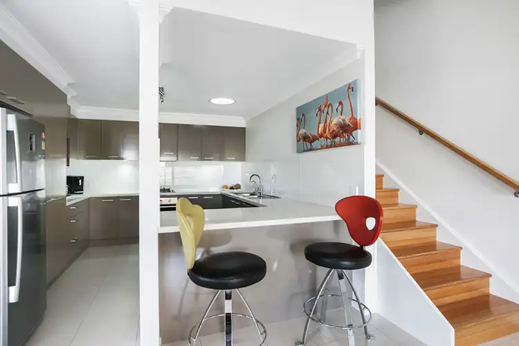 Fourth view of Homely house listing, 2/9 Mountain Road, Austinmer NSW 2515