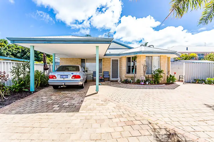 2/3 Selloa Court, Halls Head WA 6210