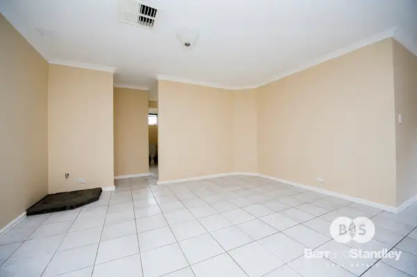 Sixth view of Homely house listing, 5 Lilly Court, Australind WA 6233