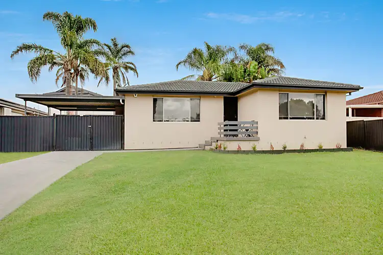 2 Agnew Close, Bossley Park NSW 2176