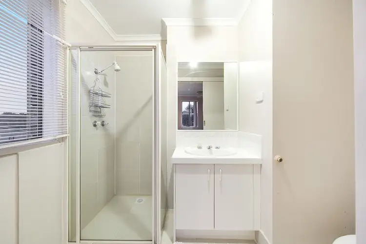 Seventh view of Homely house listing, 15 Valley View Rise, Hampton Park VIC 3976