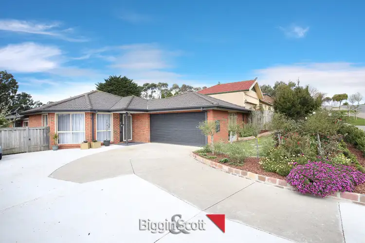 108 Earlsfield Drive, Berwick VIC 3806