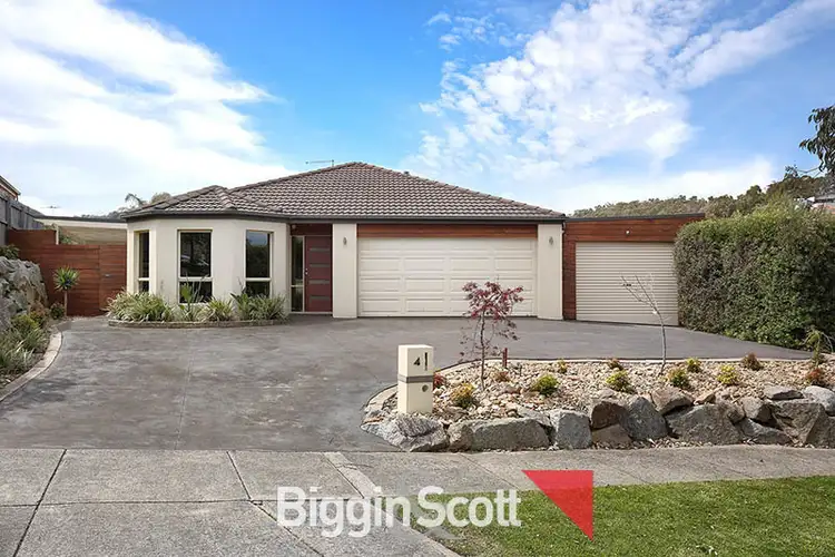 4 Coronel Way, Beaconsfield VIC 3807