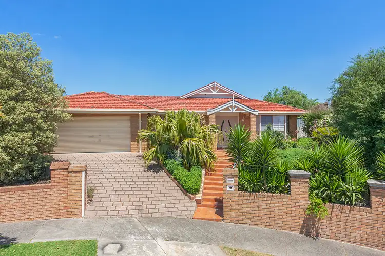 Main view of Homely house listing, 5 Ivy Court, Mill Park VIC 3082